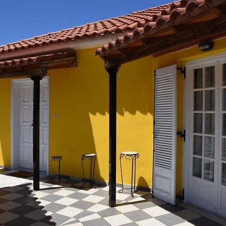 The Yellow Art Home Kalamata Exteriér fotografie